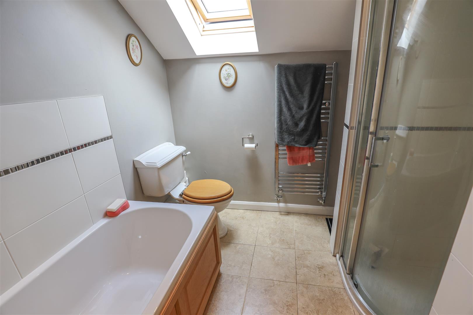 Primrose View, St. Quentins Close, Llanblethian, Cowbridge, Vale Of Glamorgan, CF71 7EZ